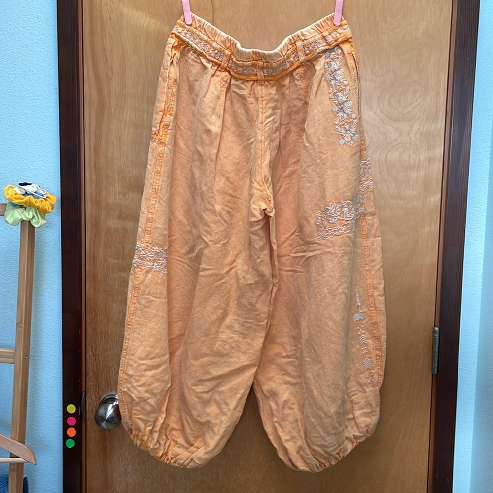 Anthropologie linen balloon pants - Picture 4 of 9